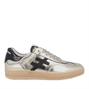 Another Trend A032