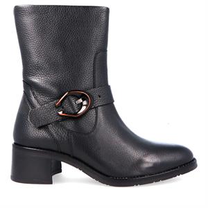 Piedi Nudi Fanna