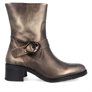 Piedi Nudi Fanna