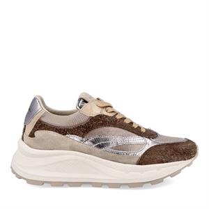 Piedi Nudi West.01.03
