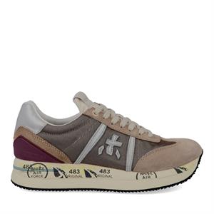 Premiata Conny